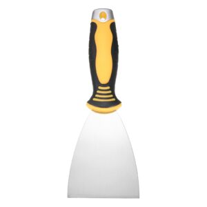 Bred spackelspade med svart och gulnt handtag samt silverfärgat blad
