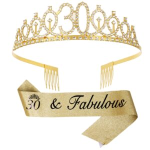 Guldfärgad tiara med strass och glittrigt skärp med texten ”30 & Fabulous